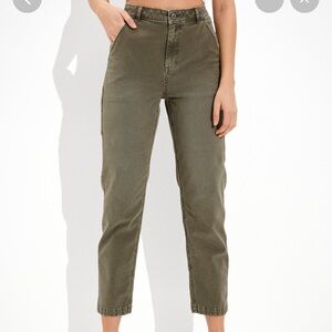 American Eagle Highest Rise 90s Boyfriend Cargo Pants Size 10